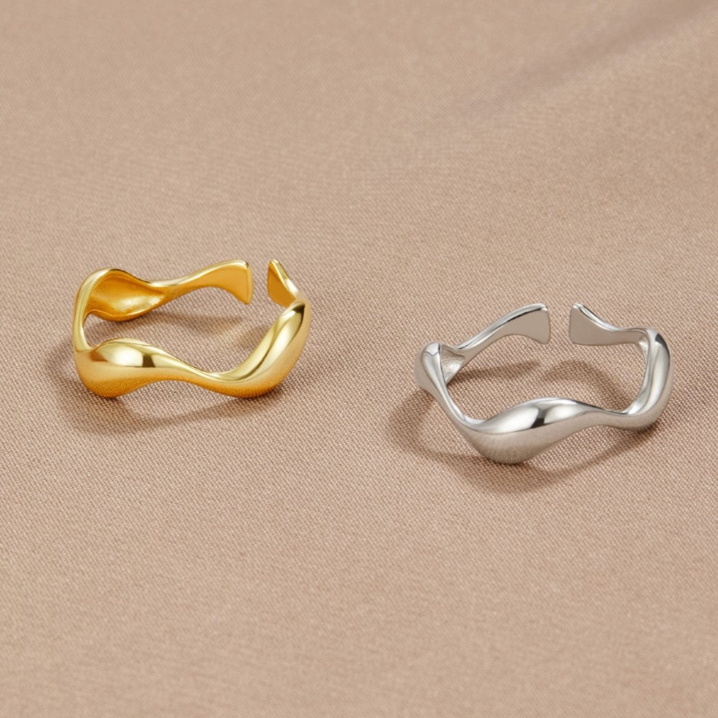 Sienna | Gold Wave Ring