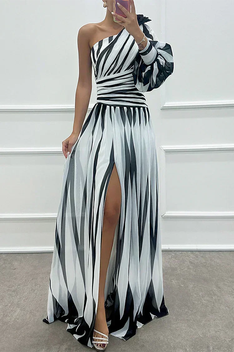 Isabelle | Elegant Striped Maxi Dress with One Shoulder