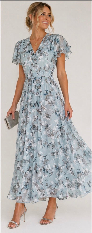 Grace | Glamorous dress that covers the belly