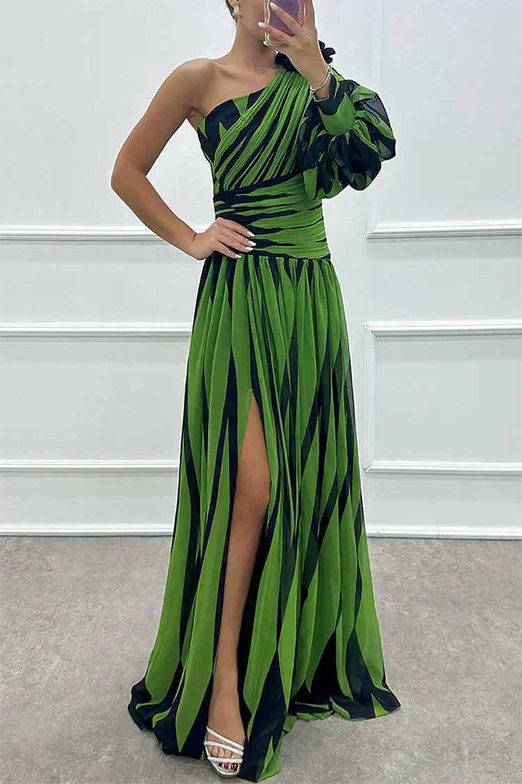 Isabelle | Elegant Striped Maxi Dress with One Shoulder