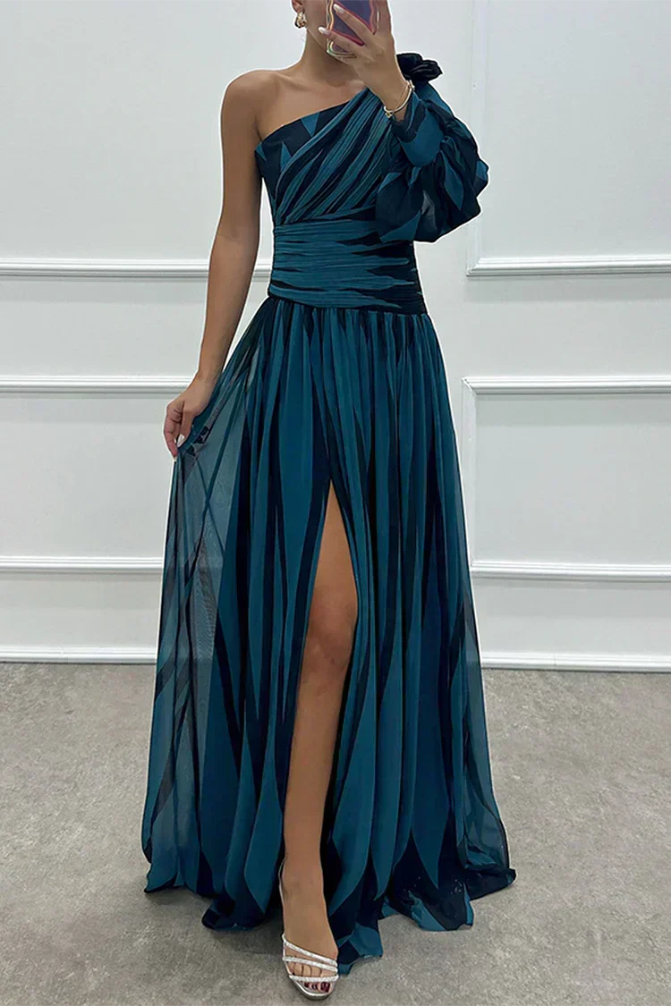 Isabelle | Elegant Striped Maxi Dress with One Shoulder