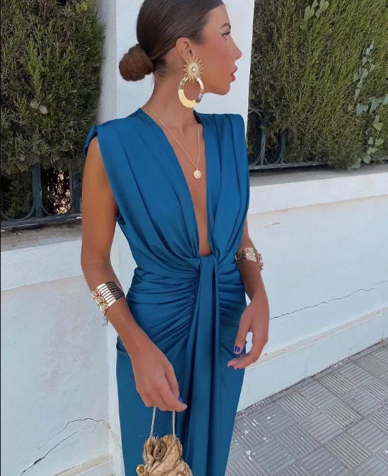Amelia | Elegant Pleated Dress